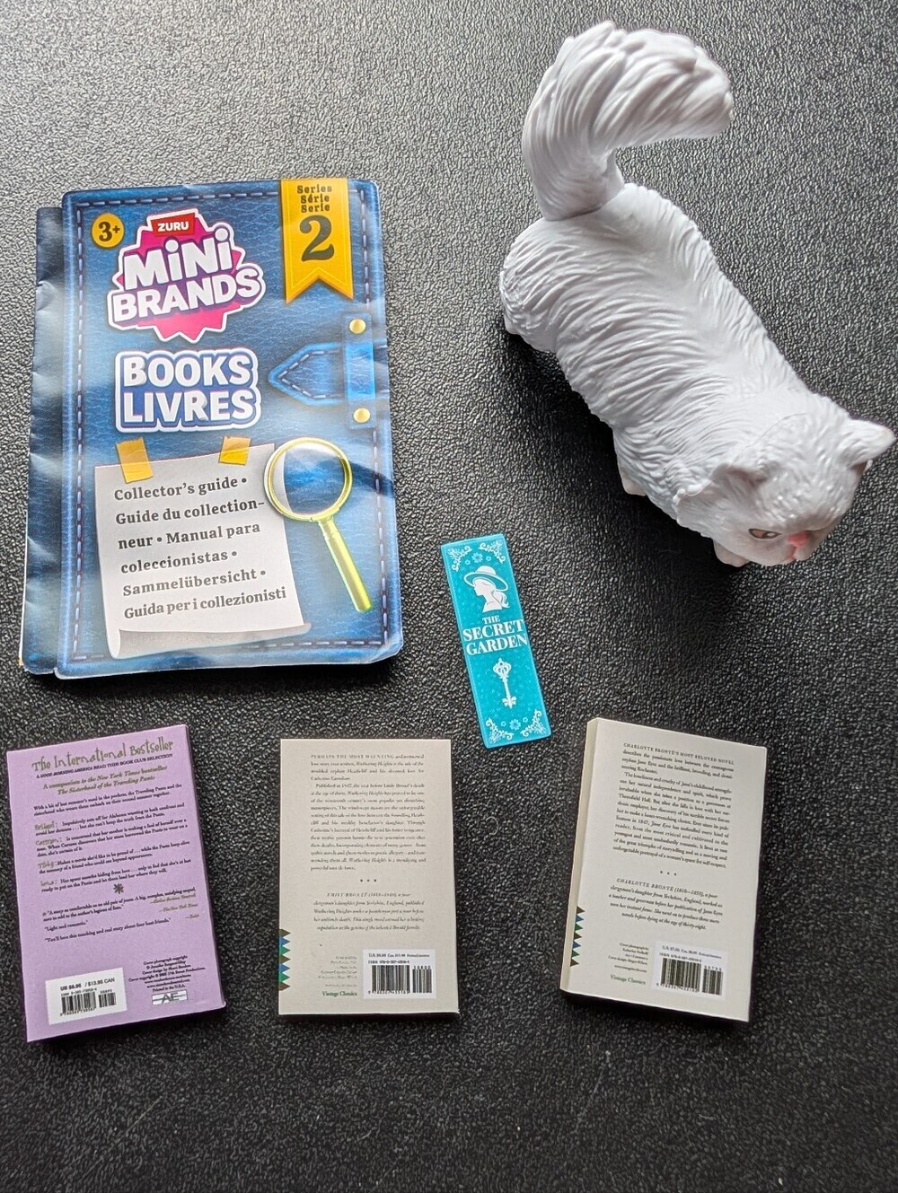 ZURU Mini Brands "Books" Series 2 - Picture 5 of 8